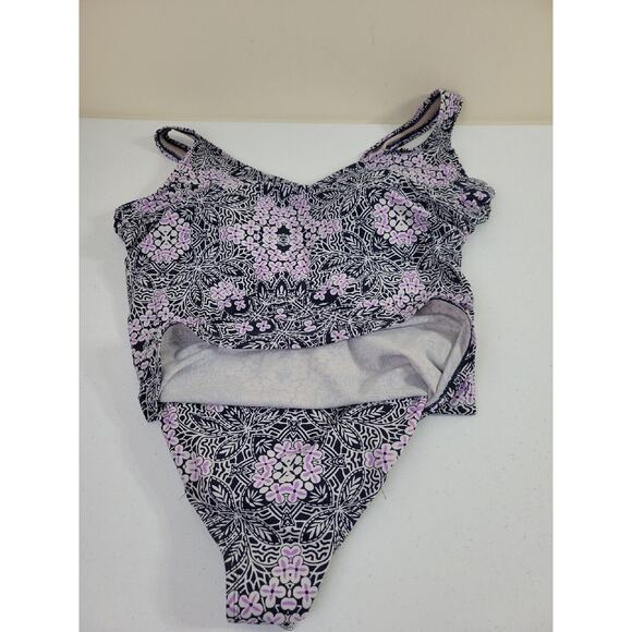Swimsuits For All Purple Floral One Piece Beach Swimsuit Swimdress Women's SZ 22 - Picture 5 of 9